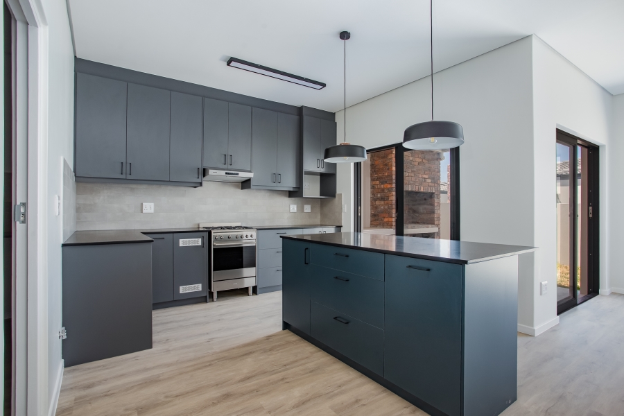 3 Bedroom Property for Sale in Honeydew Country Estate Western Cape